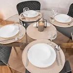 Apartman Cozy With Free Parking