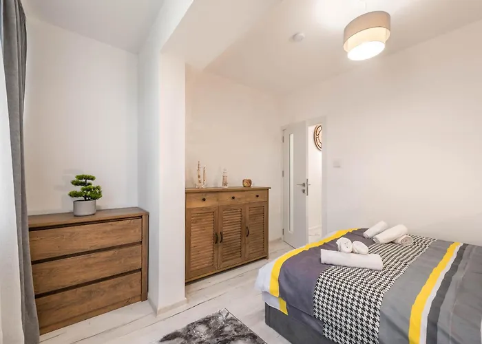 Cozy With Free Parking ヴァルナ